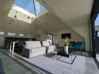 Lovely Holiday Home 'Walleken' with a Pond