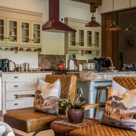 Kambaku River Lodge