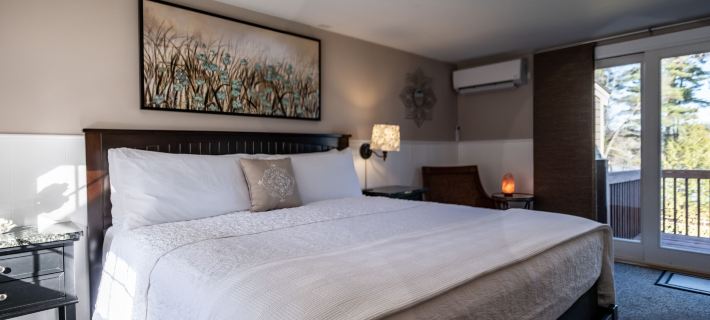 Highland Lake Resort Hotels in Bridgton