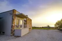 Aika Akvaryum Hotels near Bozcaada