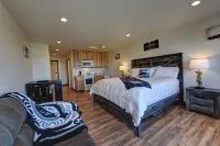 Quileute Oceanside Resort Hotels in Clallam County