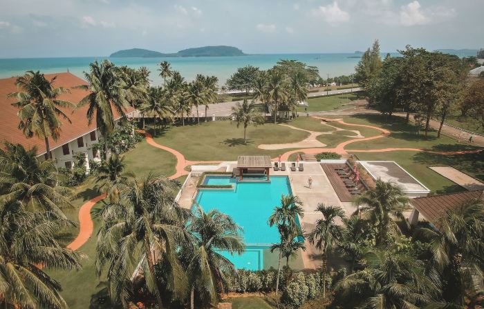 โรงแรม เดอะนูโว ชุมพร บีช รีสอร์ท แอนด์ กอล์ฟ