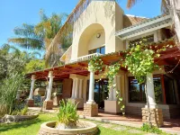 Ikaia River Lodge Hotels in 