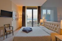 Hotel Riviera dei Fiori Отели в г. Сан-Лоренцо-аль-Маре