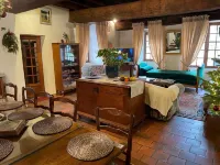 FAMILY HOME IN THE HEART OF TOWN Hotels in Saint-Gervais-d'Auvergne