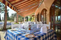 Aphrodite Hills Rentals - Premium Serviced Apartments - breakfast