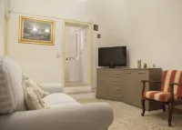 Charming Castles B&B in Dolceacqua Hotels in Latte