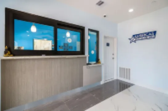 アメリカズ ベスト バリュー イン アルダイン ウェストフィールド