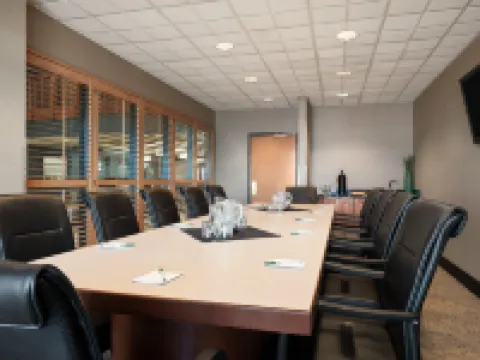 Wingate by Wyndham Fargo Hotels in Fargo