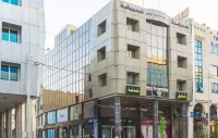 Jewheret Alswefiah Hotel Suites Hotels near Ahmad Ghannam For Foodstuff Center - سوبر ماركت غنام