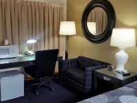The Simplicity Inn Hotels in Marshfield