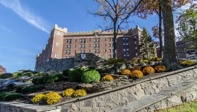 The Thayer Hotel at West Point Hotels near The Plain