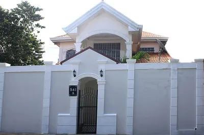 โรงแรม Liezel's B&B โรงแรมใน