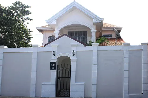 Liezel's B&B Hotels in Palompon