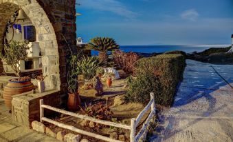 Martineli Residence - A Beachfront Estate