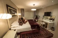 Vrede Self Catering Hotels in Somerset West