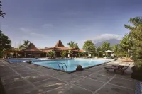 Melva Balemong Hotels & Resorts - Kolam Renang