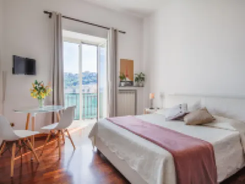 NapoliCentro Mare - Sea View Rooms & Suites Hotels near Materdei