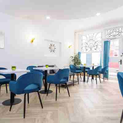 Hotel Abberdeen Dining/Meeting Rooms