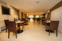 Ramada by Wyndham Panama Centro Via Argentina - sarapan