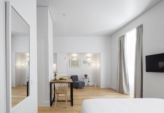 3. 리스본 서비스드..