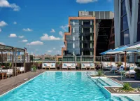 The William Vale - Rooftop Pools