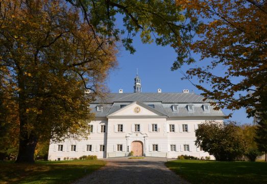 호텔 사토 그벨라니