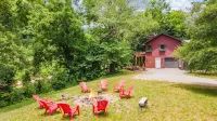 River's Edge Hotels in Dillsboro