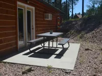 Holy Smoke Resort Hotels in Mount Rushmore UT