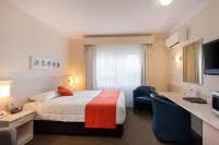 Comfort Inn All Seasons Hotels near Ballina Salvation Army