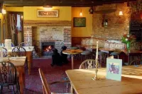 The Hunters Rest Inn