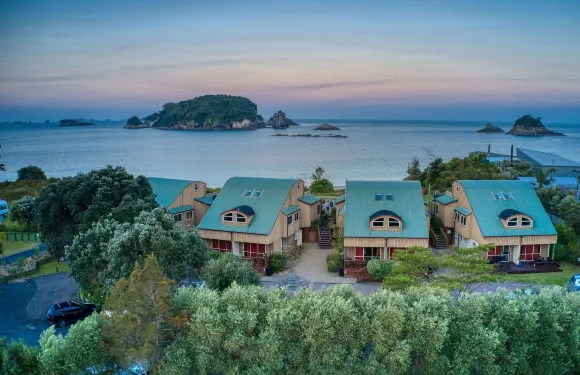 哈黑海灘度假村