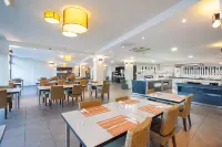 Grupotel Revoli - breakfast