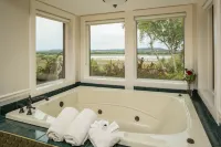 Goldmoor Inn & Resort Hotels in Elizabeth Township