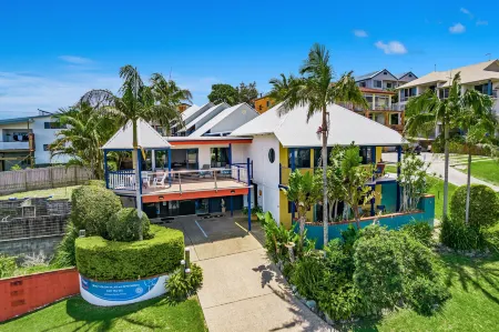 Coast Yamba - Adults Only