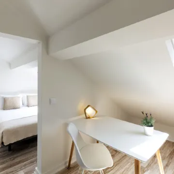 Jr Studios & Suites