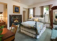 Washington House Inn Отели в г. Графтон