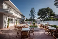 Hostal Es Pi - Emar Hotels