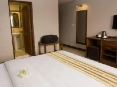 Venus Premier Hotel โรงแรมในอรุชา