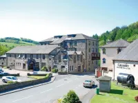 Whitewater Spa & Leisure Club - parking