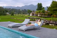 Herntai Resort فنادق في Mae La Noi