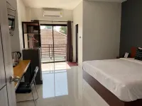 DD Modern House Hotel a Surat Thani