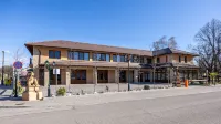 Vörös Álom Apartman Panzió - bar