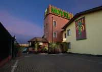 Hotel Motel Del Duca Hotel in zona Horti - Almo Collegio Borromeo