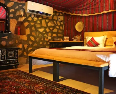 Sama Al Wasil Desert Camp Hotels near Desert bidiya