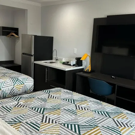 Studio 6 Suites San Ysidro, CA – San Diego South Bay