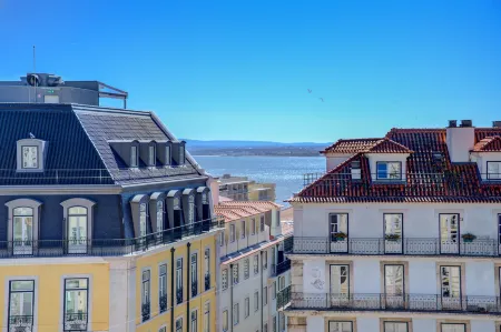 Solar Dos Poetas