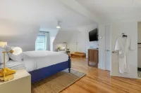 The Shore House - 3-Star