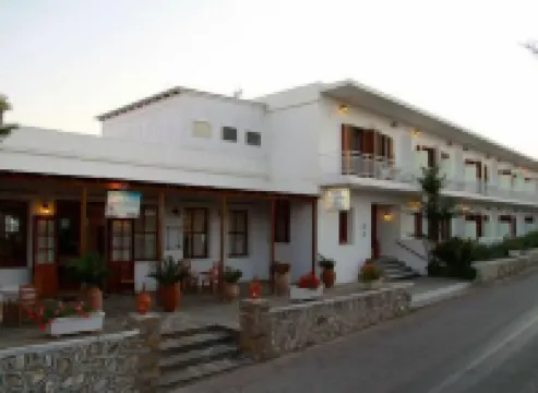 Artemon Hotel