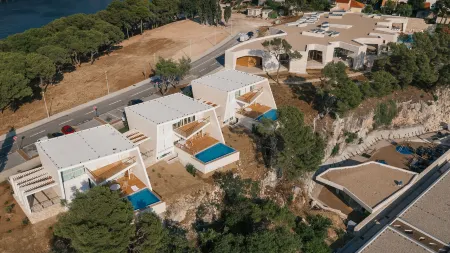 D-Resort Šibenik Отели рядом с достопримечательностью «Собор Святого Иакова»